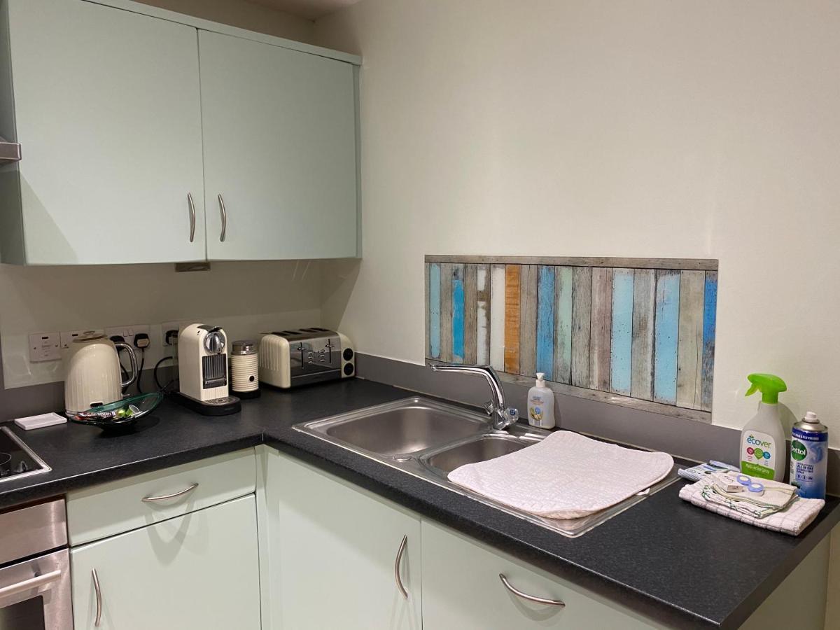 Stunning Marina Apartment Gosport Portsmouth Екстериор снимка