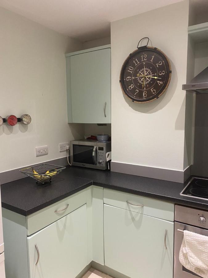 Stunning Marina Apartment Gosport Portsmouth Екстериор снимка