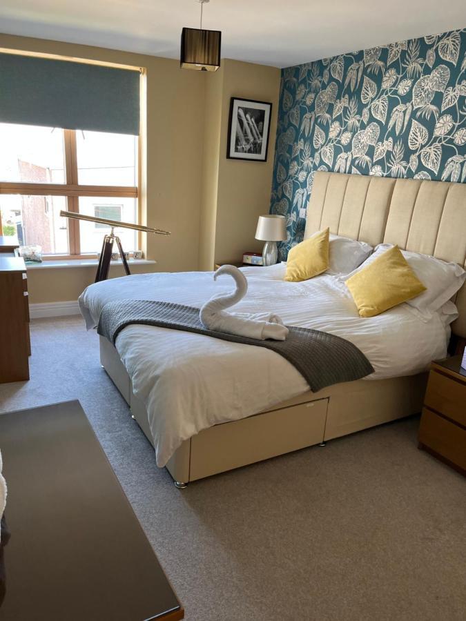 Stunning Marina Apartment Gosport Portsmouth Екстериор снимка